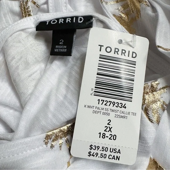 NWT! TORRID gold foil palm tree print skin tee, 2X. - Picture 9 of 9